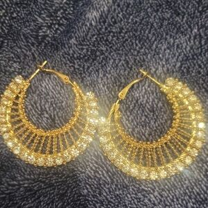 Elegant Gold Hoop Earrings